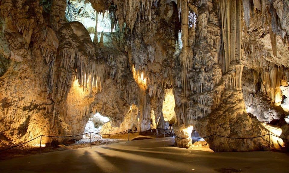 nerja caves